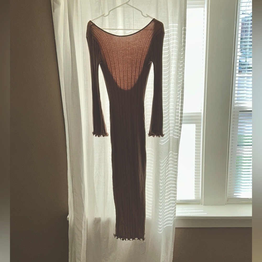 Commense Tranquillity Rib Open Back Long Sleeve Dresss